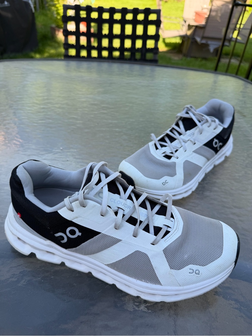 On Men's Cloudrunning Shoes in White, Gray & Black - Picture 6 of 14